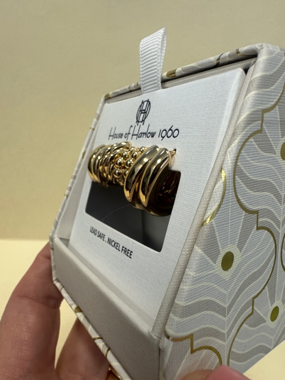 HOUSE OF HARLOW 4p Gold Tone Earring Set Hoop Huggie NIB $100 - Picture 6 of 9